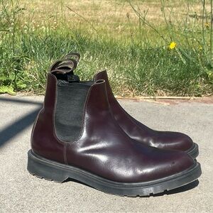 Rare!! Made in England Doc Marten’s Chelsea Boots Size US 10